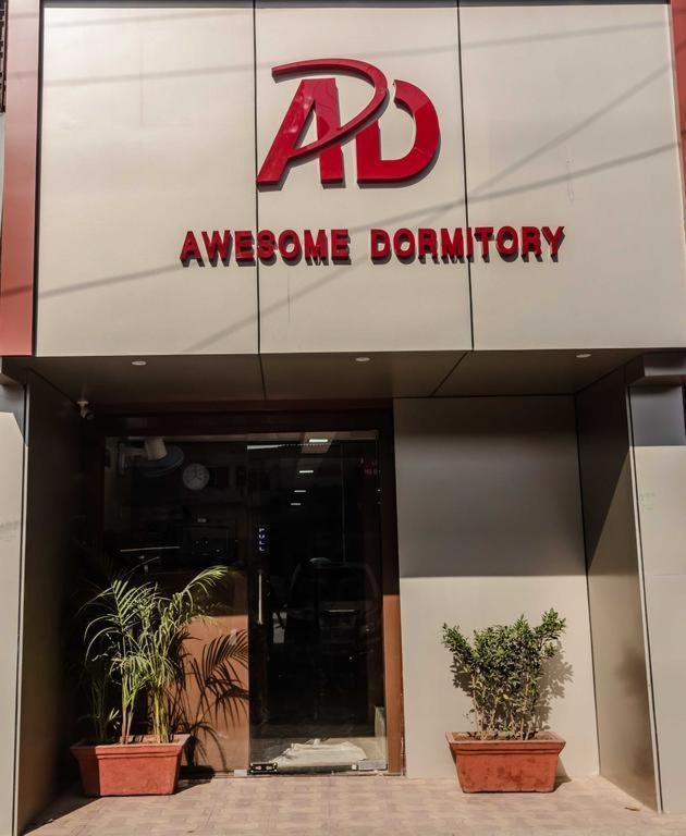 מומביי Awesome Dormitory Male Only מראה חיצוני תמונה